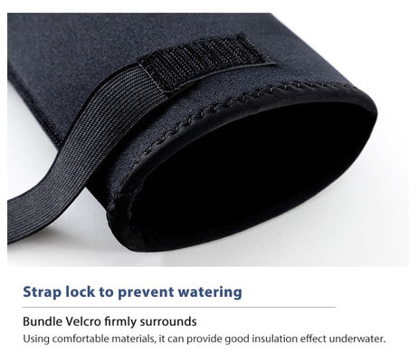 Schnell trocknende Sportliche dunkelrosa Neopren Strand Wassersportsocken zum Surfen und Tauchen