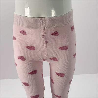 Bequeme Baby-Mädchen-Slips in Atemfähiger Baumwolle mit rosa Herzen