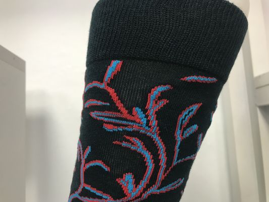 Männer-Hip-Hop-Street-Style-Socken Custom Label Schwarze Baumwollsocken mit personalisiertem Druck