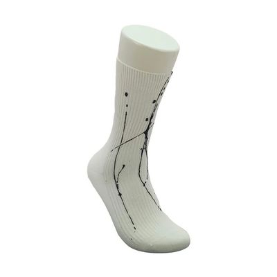 Sportliche Custom Logo Baumwollsocken für Männer und Frauen Mode einfache Farbe Crew Socken
