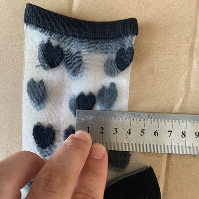 Als Bild angepasst Frauen Schwarz Weiß Sexy Spitze Schein Mesh Socken Mitte Kalb Länge für den Sommer