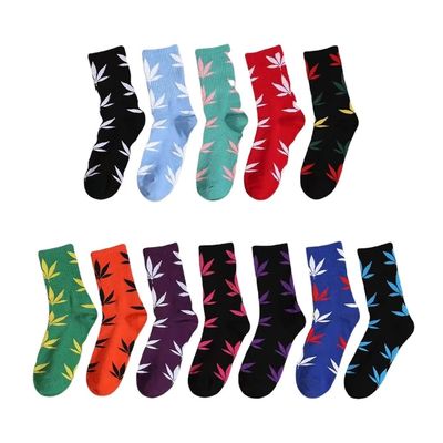 Farbenfrohe Baumwollsocken für Frauen