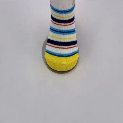 Zeichentrickige Neugeborenensocken für Jungen und Mädchen 12-24 Monate in gekämmtem Baumwollmaterial