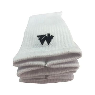 OEM-Baumwoll-Sportsocken mit benutzerdefiniertem Stickdruck Logo und Knöcheldesign