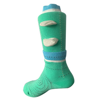 Moderne gekämmte Baumwolle 3D-Ohren Doppelribbenschuhe für Kinder Design und Nadeldetektion