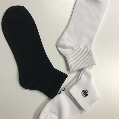 Atmungsaktive, umweltfreundliche, gestickte Logo-Flachsocken für Männer und Frauen