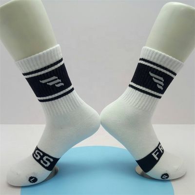 Geometrisches Muster Sportsocken aus niedrigem Baumwolle für individuelle und Standarddicke