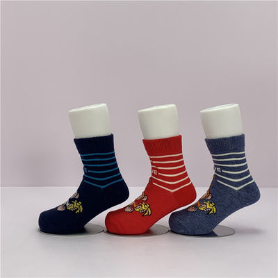 70%Baumwolle 28%Polyester 2%Spandex High-Gestrickte Knöchel Jungen Socken für Baby täglichen Komfort
