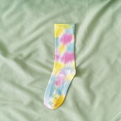Regelmäßiger Stil Tie Dye Long Tube Unisex Socken mit Baumwolle Polyester Spandex Material