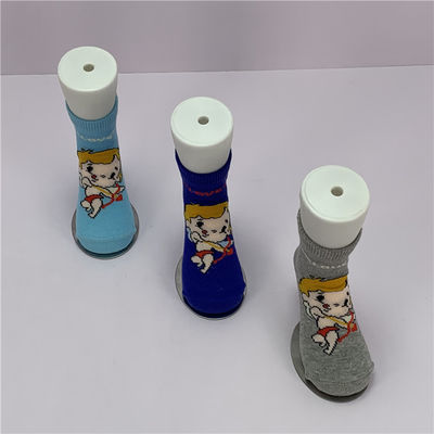Atemberaubende Stoffsocken für Babys und Jungen