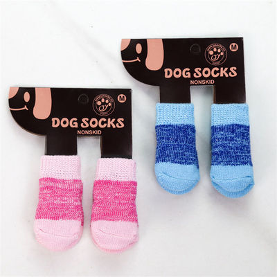 Bleiben Sie modisch und gemütlich mit diesen rosa/blauen Hundesocken, die Sie in der Wintersaison unbedingt tragen müssen