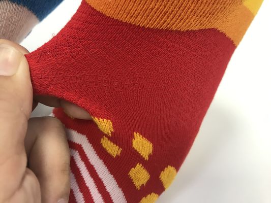 Solid Grip Custom Sportsocken für Rutschsicherung LZ-21-Antilsip 01