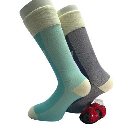 Ausgedruckte dicke Socken Strickmaschinen Gemütliche lange Socken für Frauen Winter Home Casual Style