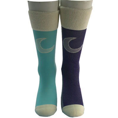 Ausgedruckte dicke Socken Strickmaschinen Gemütliche lange Socken für Frauen Winter Home Casual Style