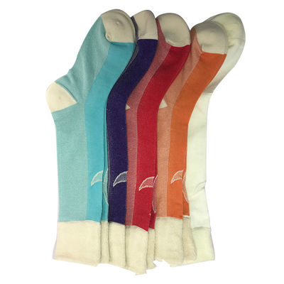Ausgedruckte dicke Socken Strickmaschinen Gemütliche lange Socken für Frauen Winter Home Casual Style