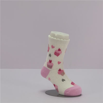 Weich gewirkte, gekämmte Baumwoll-Polyestersocken für Kleinkinder bei kaltem Wetter