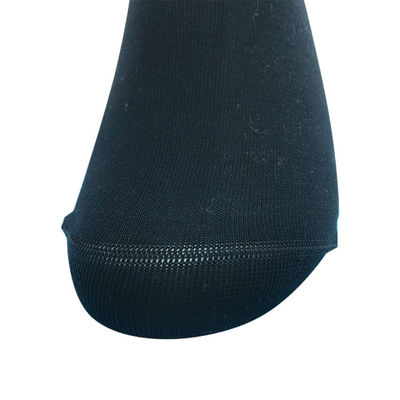 Geschlecht Männer Businesssocken Atmungsgelegte Baumwollsocken für den Herbst