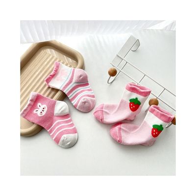 Liebenswerte Baby Socken 0-3 Monate in weichem Baumwollmaterial