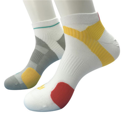 Sportsocken mit schnell trocknender und atmungsaktiver Stoffstärke