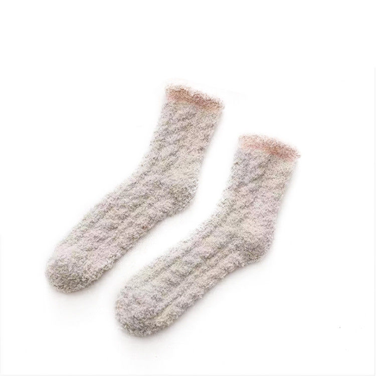 Custom Design Warm Coral Fleece Bodensocken für Frauen Nicht abrasiv und nachhaltig