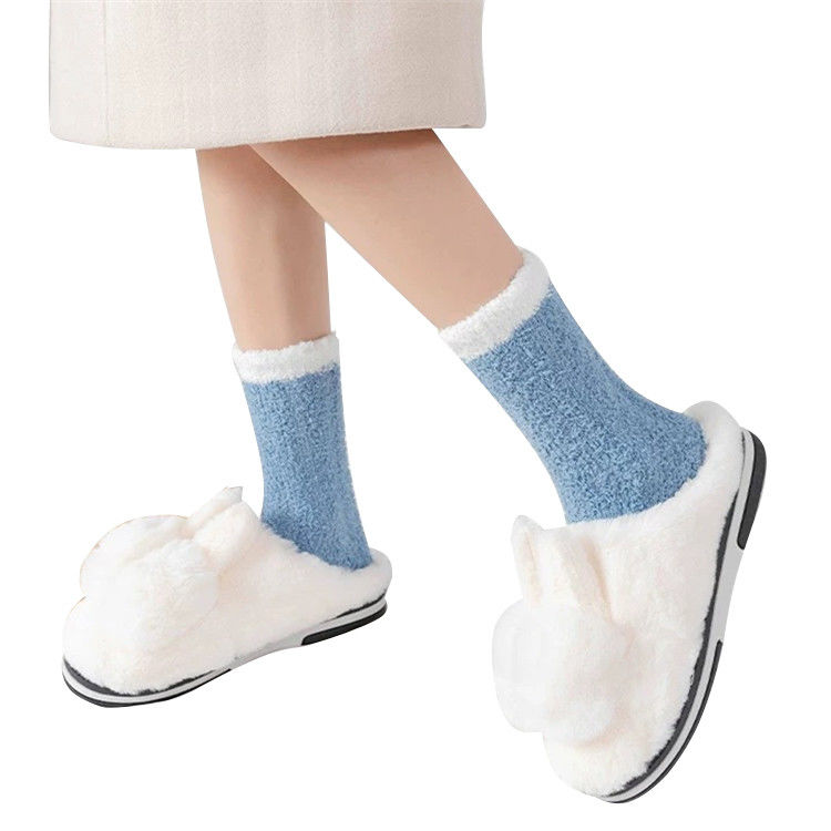 Tägliche Socken Atmungssicher Korallenfleece Boden Gemütliche Socken mit Nadeldetektion NO