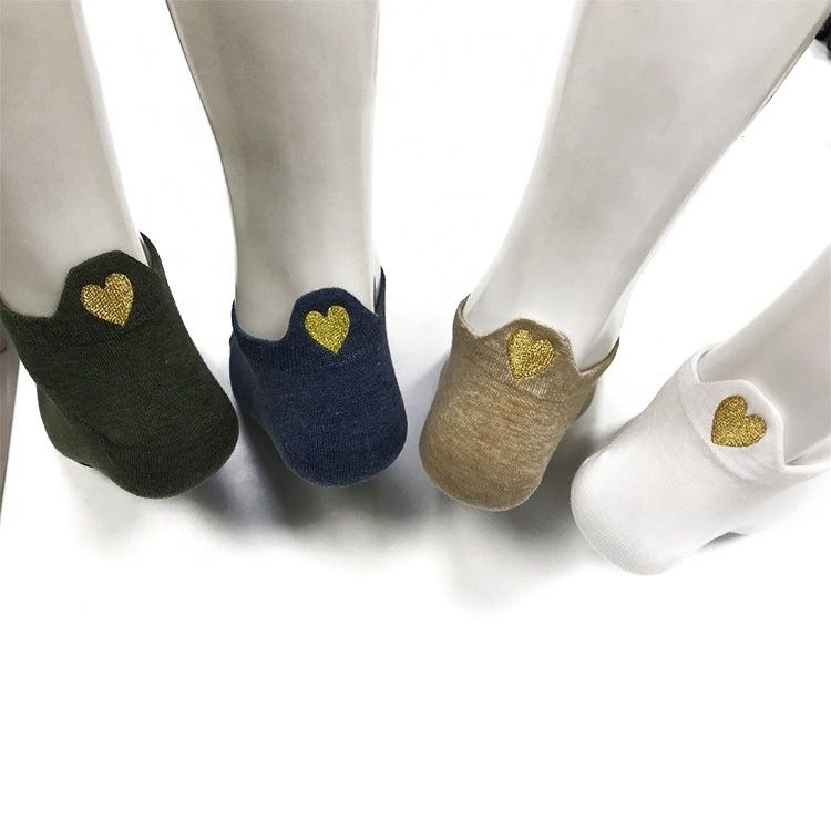 Normaler Stil Frauen Gemütliche Socken Schnelltrocknen und Logo Manschetten Design mit Greifer