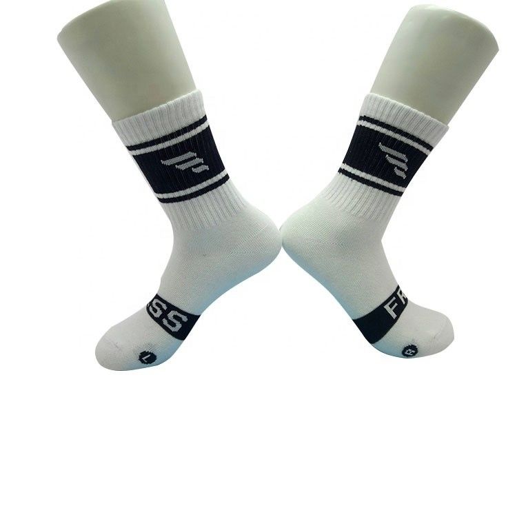 Frühling 2024 Trend Geometrisches Muster Reine Baumwolle Männer Socken zum Laufen und Sport