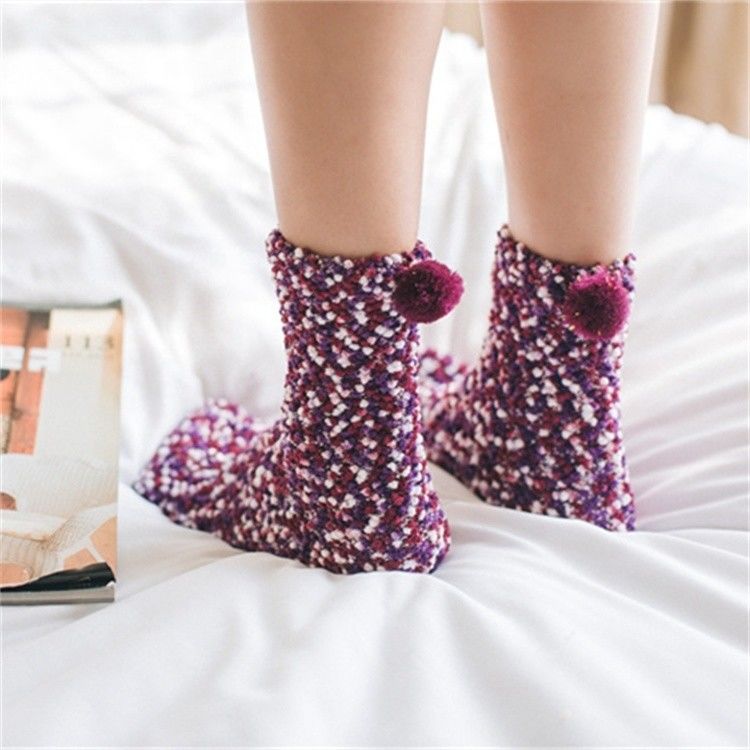 Wintersocken bis zur Knöchellänge mit mehrfarbigen Optionen und atmungsaktivem Korallenfleece