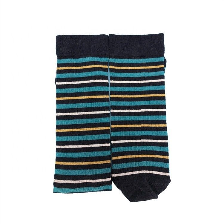Bequeme Bambus-Baumwollsocken Strickwebe-Methode und Unterstützung 7 Tage Musterbestellung