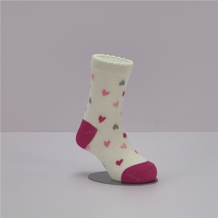 Weich gewirkte, gekämmte Baumwoll-Polyestersocken für Kleinkinder bei kaltem Wetter