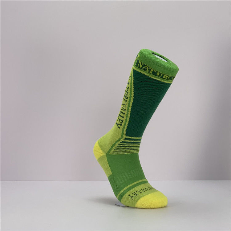 Anti-Rutsch Atmung Schweiß Wicking Brief Muster lange Sportsocken für 39-41 Größe
