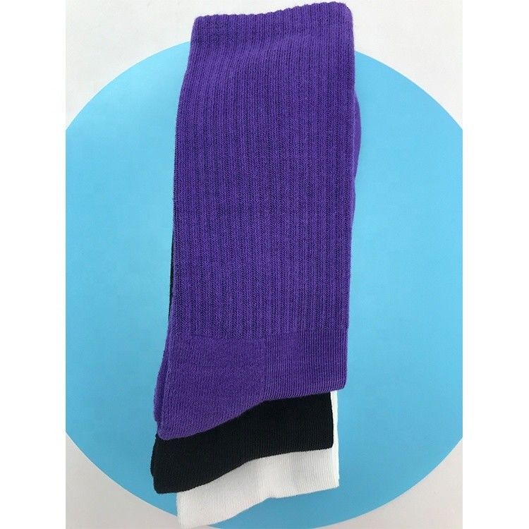 Nadeldetektionsbasketballsocken in lila 70% gekämmte Baumwolle 25% Polyamid zum Laufen